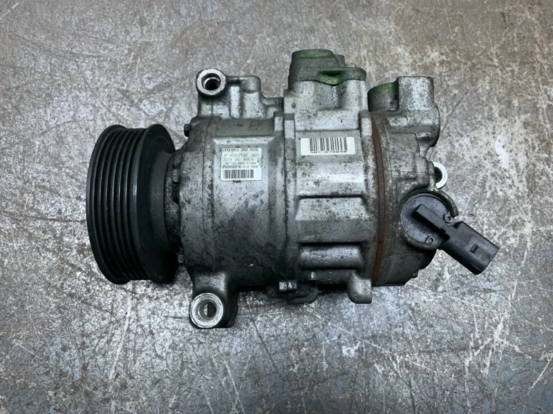 Компрессор кондиционера AUDI A4 2008 8K0260805E УНИВЕРСАЛ CAGA