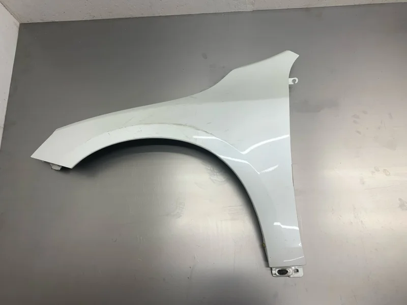 Крыло VOLVO V60 2015 31416208 УНИВЕРСАЛ D4162T, переднее левое