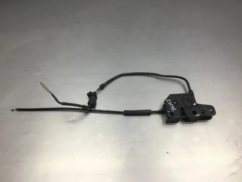 Замок капота Volkswagen Touran 2006 1T0823509C МИНИВЭН BKC