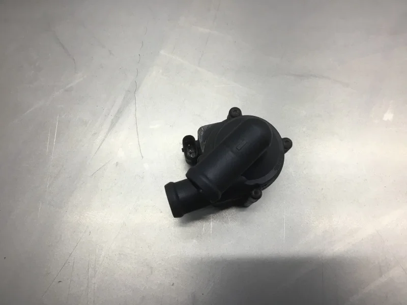 Дополнительный электронасос системы охлаждения Volkswagen Transporter 5 2013 5N0965561 ФУРГОН CFCA