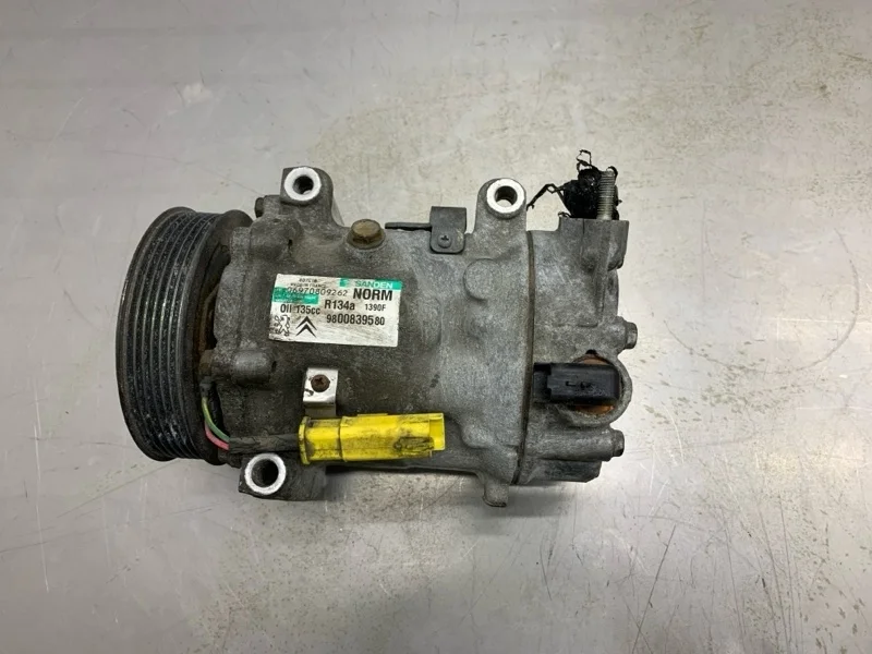 Компрессор PEUGEOT 3008 2013 9800839580 ХЭТЧБЕК 9H05 9HR (DV6C)