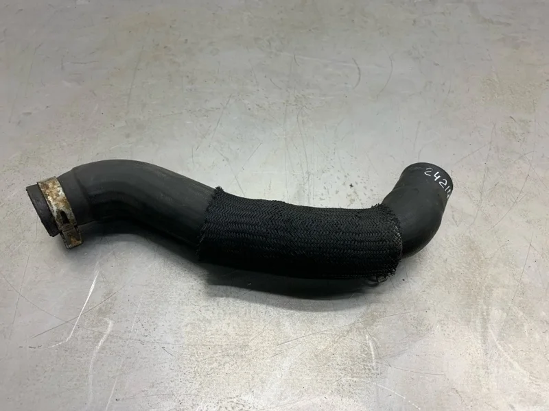 Патрубок системы охлаждения Toyota Corolla Verso 2007 1657222070 ХЭТЧБЕК 2ADFTV