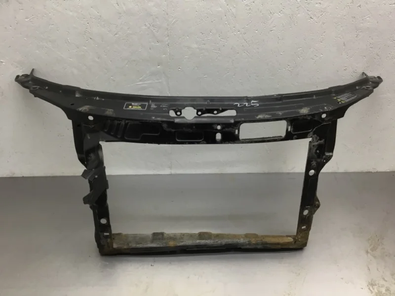 Рамка телевизор Skoda Fabia 2007 5J0805591 ХЭТЧБЕК BZG