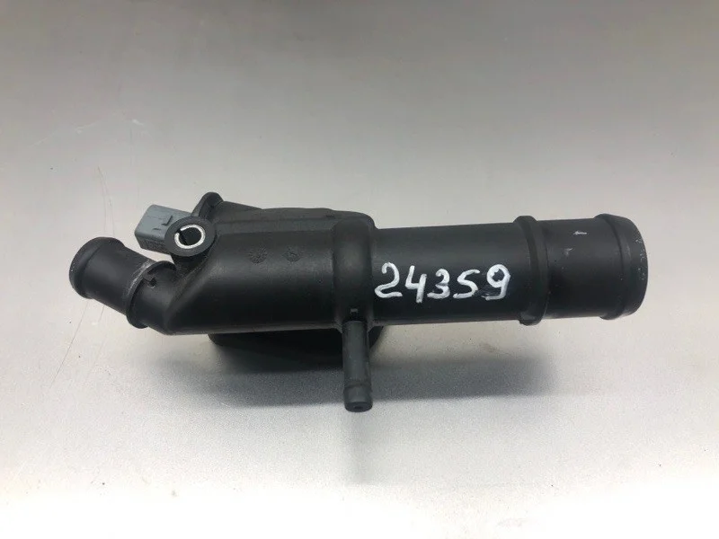 Корпус термостата VOLKSWAGEN TIGUAN 2009 03L121132 КРОССОВЕР CBAB