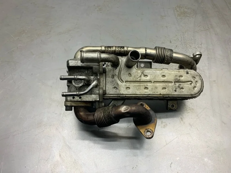Радиатор егр VOLKSWAGEN TOURAN 2006 038131513AD МИНИВЭН BKC