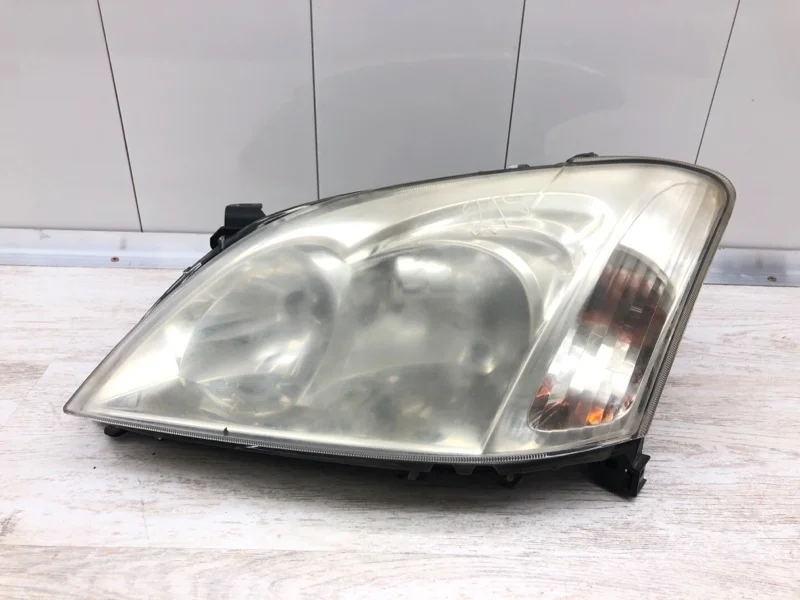 Фара Toyota Corolla 2002 89006310 ХЭТЧБЕК 3ZZFE, правая