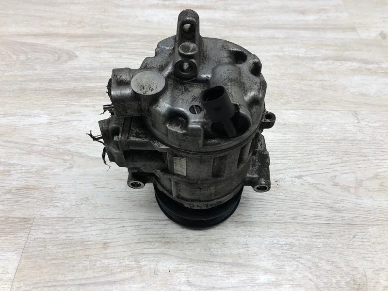 Компрессор VOLKSWAGEN GOLF 2011 5K0820803 ХЭТЧБЕК CAYC