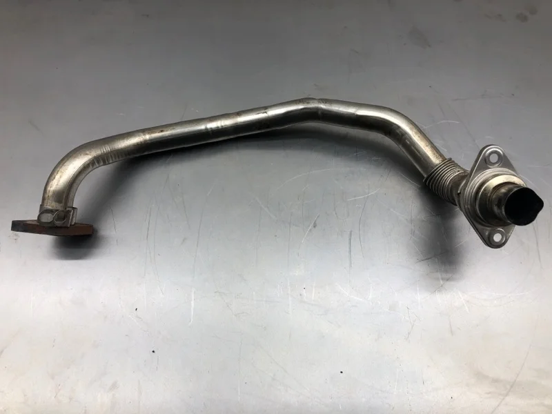 Патрубок впускного коллектора FORD MONDEO 4 2009 1340847 УНИВЕРСАЛ QXWB