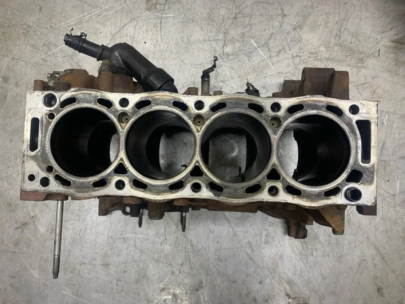 Двигатель ДВС голый столбик FORD MONDEO 4 2009 1343078 УНИВЕРСАЛ QXWB