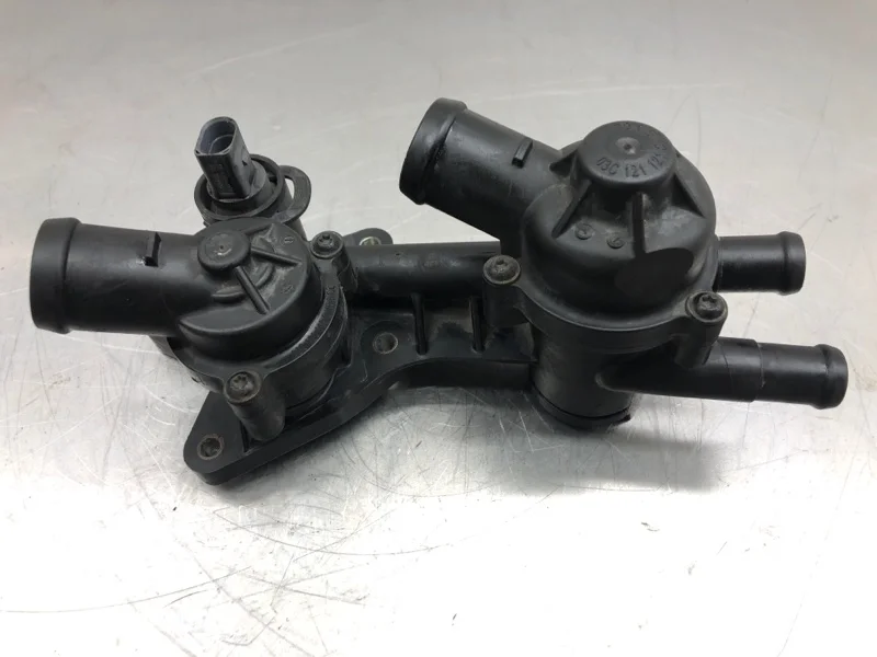 Термостат VOLKSWAGEN JETTA 5 2006 03C121111H СЕДАН BLF