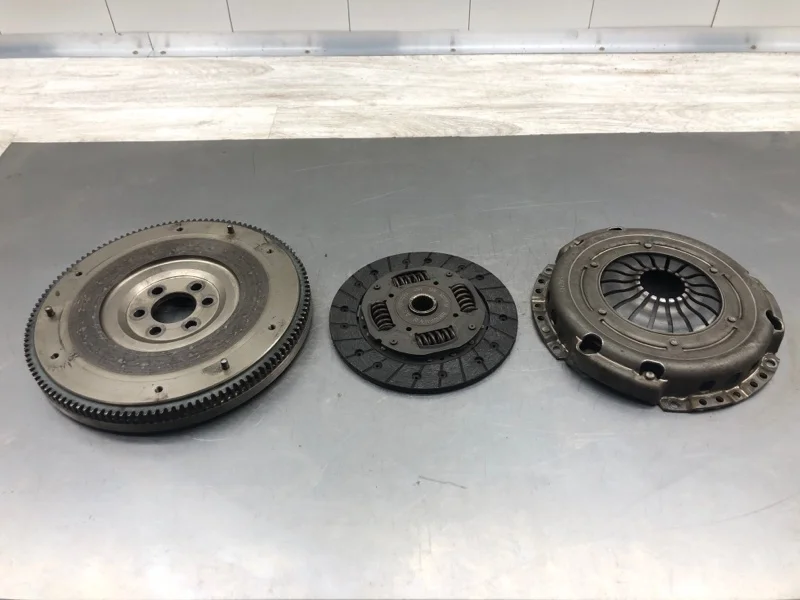 Комплект сцепления Skoda Fabia 2007 03D141025 ХЭТЧБЕК BZG