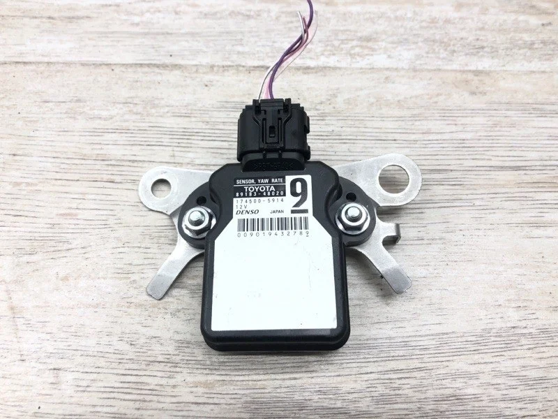 Датчик ускорения LEXUS RX350L/450HL 2018 8918348020 КРОССОВЕР 2GRFXS