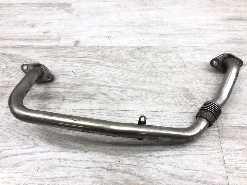 Трубка ЕГР SKODA OCTAVIA 2006 03G131521A УНИВЕРСАЛ BKD