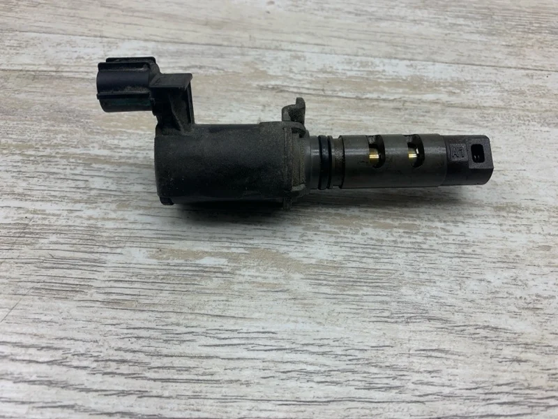 Клапан VVT-i Toyota Corolla 2002 1533022030 ХЭТЧБЕК 3ZZFE
