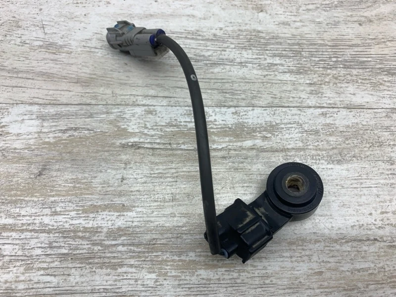 Датчик детонации Toyota Corolla 2002 8961502020 ХЭТЧБЕК 3ZZFE