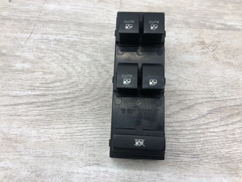 Блок управления дверьми Nissan Qashqai 2011 935701H120 КРОССОВЕР K9K 430