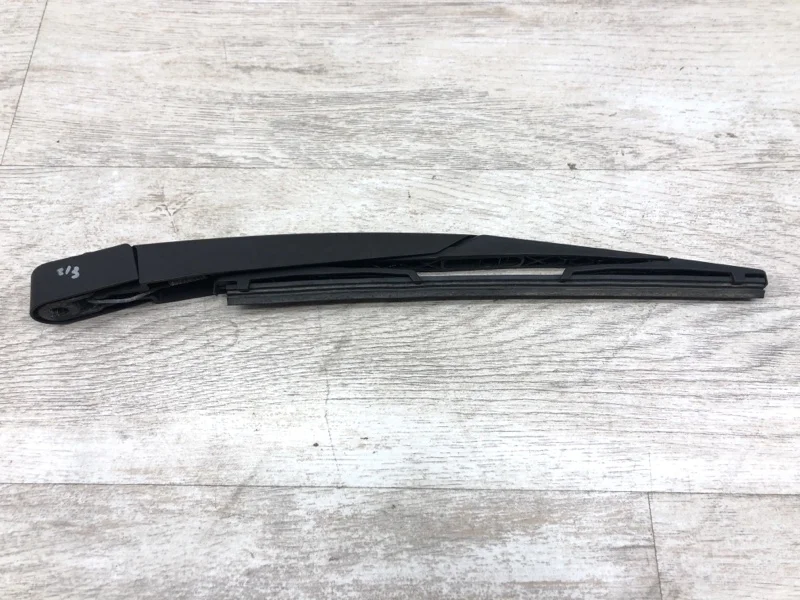 Дворник задний NISSAN QASHQAI 2009 28781JD00A КРОССОВЕР K9K 430