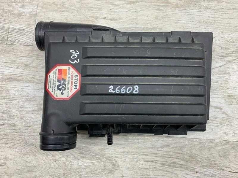 Корпус воздушного фильтра Volkswagen Golf Hybrid 2017 04E129611G ХЭТЧБЕК CUKB