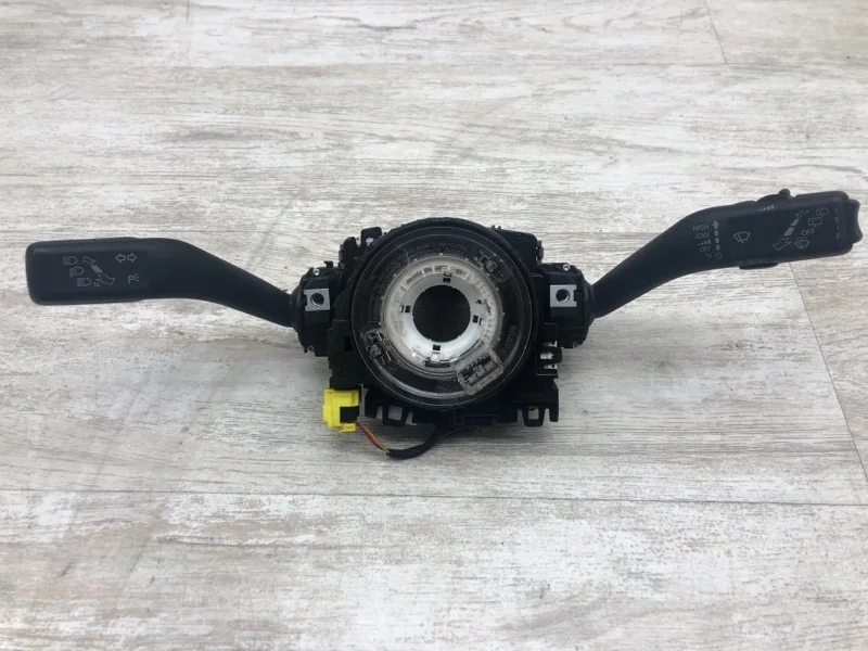 Подрулевой переключатель стрекоза Volkswagen Golf 2011 5K0953507 ХЭТЧБЕК CAYC