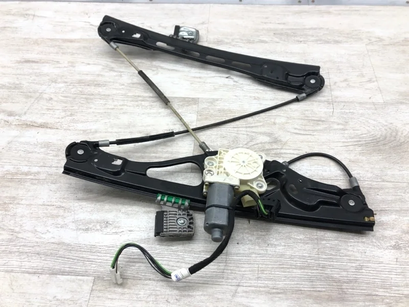 Моторчик стеклоподъемника Mercedes-Benz E-Class 2004 A2117200246 УНИВЕРСАЛ 646.961 30 164178, передний правый