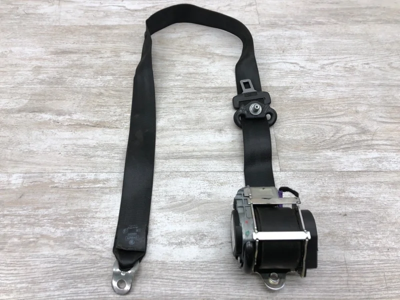 Ремень безопасности SKODA OCTAVIA 2007 602035600 УНИВЕРСАЛ BLS, передний правый