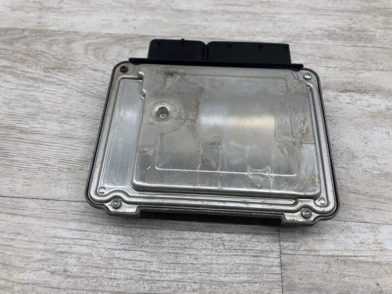 ЭБУ ДВС SKODA OCTAVIA 2006 03G906021LD УНИВЕРСАЛ BKD