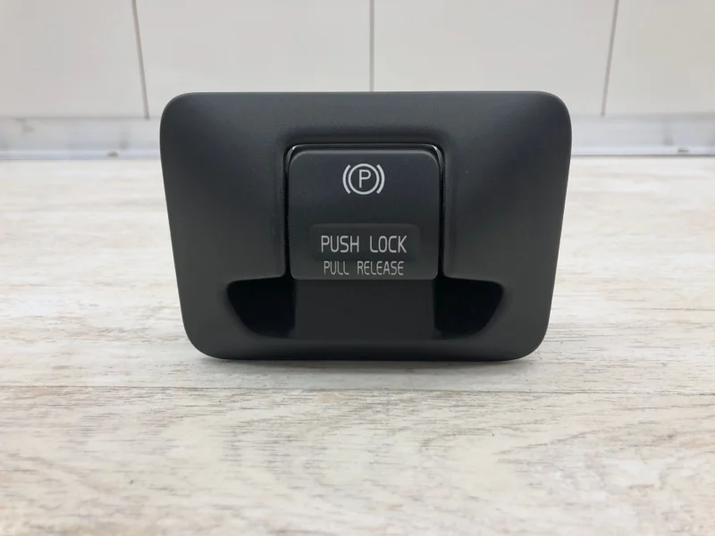 Кнопка стояночного тормоза VOLVO V60 2015 31343242 УНИВЕРСАЛ D4162T