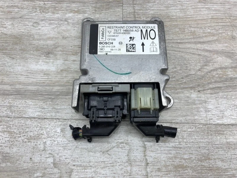 ЭБУ подушки безопасности Ford Mondeo 4 2009 1534914 УНИВЕРСАЛ QXWB