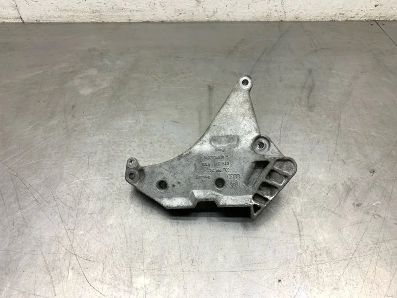 Кронштейн двигателя VOLKSWAGEN TIGUAN 2008 03L199207 ВНЕДОРОЖНИК CBAB