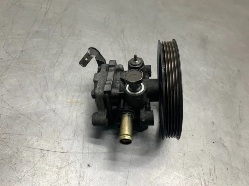 ГУР гидроуселитель руля Mitsubishi Lancer 2005 MN184075 УНИВЕРСАЛ 4G18