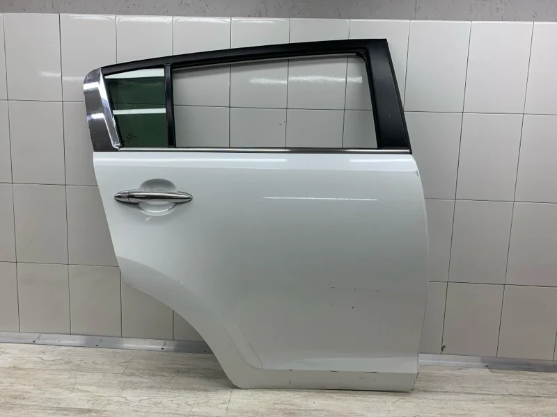 Дверь KIA SPORTAGE 2015 770043W000 КРОССОВЕР G4FD GDI, задняя правая