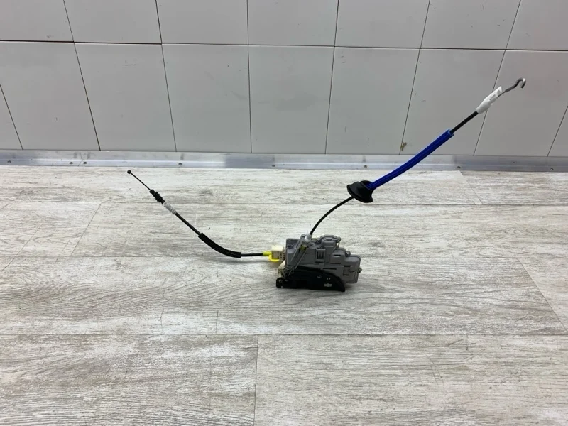 Замок двери Audi A4 2008 8J0837016A СЕДАН CAGA, передний правый