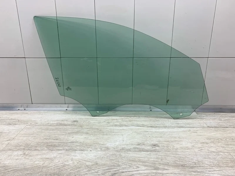 Стекло двери AUDI A4 2008 8K0845202C СЕДАН CAGA, переднее правое
