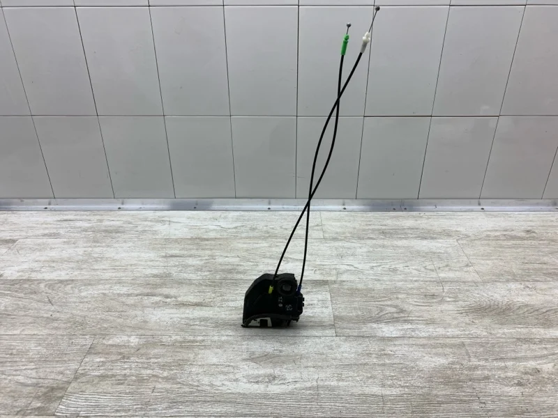 Замок двери TOYOTA AURIS 2008 6906002170 ХЭТЧБЕК 1NDTV, задний левый