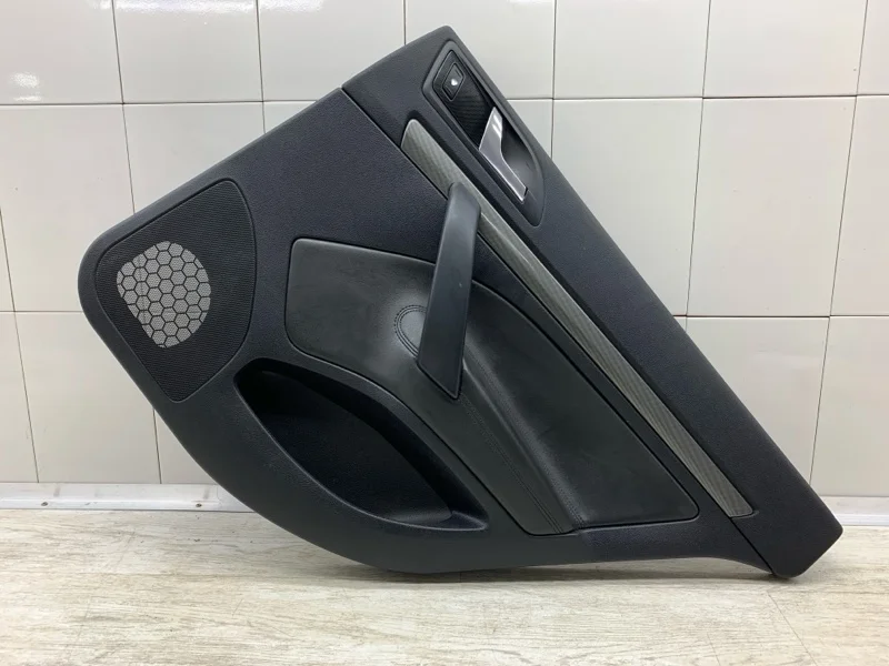 Обшивка двери Skoda Octavia 2007 1Z9867212J УНИВЕРСАЛ BLS, задняя правая