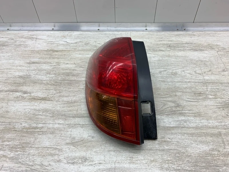 Фонарь SUBARU LEGACY 2003 84201AG010 УНИВЕРСАЛ EJ202, задний левый