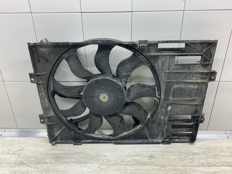 Вентилятор радиатора Volkswagen Transporter 5 2013 7E0121201AF ФУРГОН CFCA