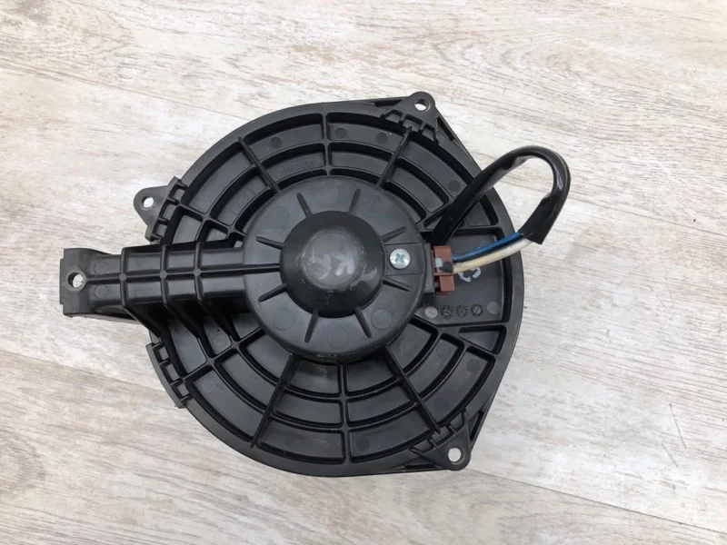 Моторчик печки Honda Civic 2007 79310SMGG41 ХЭТЧБЕК L13A7