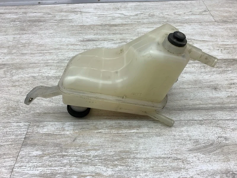 Бачок расширительный TOYOTA PRIUS HYBRID 2009 1648028080 ХЭТЧБЕК 2ZR-FXE