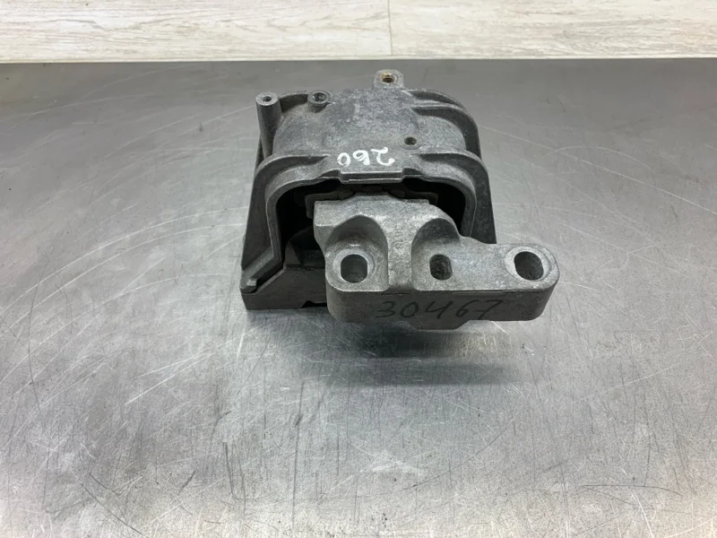 Подушка крепления двигателя Volkswagen Touran 2007 1К0199262 МИНИВЭН BLS, правая