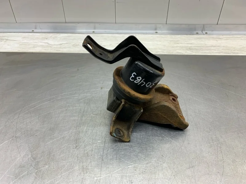 Подушка крепления двигателя MITSUBISHI LANCER 2005 MR403666 УНИВЕРСАЛ 4G18, правая