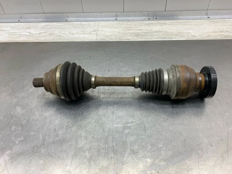 Полуось Volkswagen Tiguan 2008 5N0407763A ВНЕДОРОЖНИК CBAB, передний левый