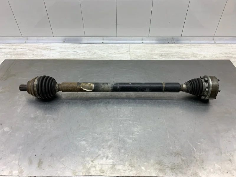 Полуось SKODA OCTAVIA 2010 1K0407272CC УНИВЕРСАЛ CAYC