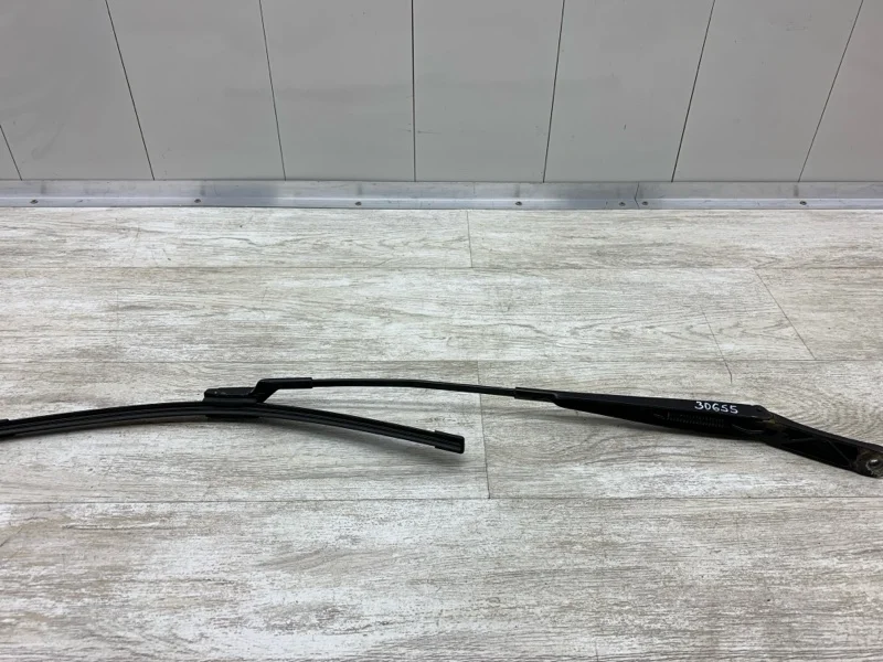 Щеткодержатель VOLKSWAGEN PASSAT 2007 3C1955410B УНИВЕРСАЛ BLS, передний правый