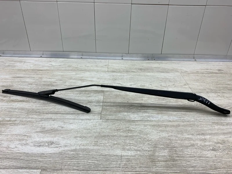 Щеткодержатель RENAULT MEGANE 2015 288866482R УНИВЕРСАЛ K9K 636, передний правый