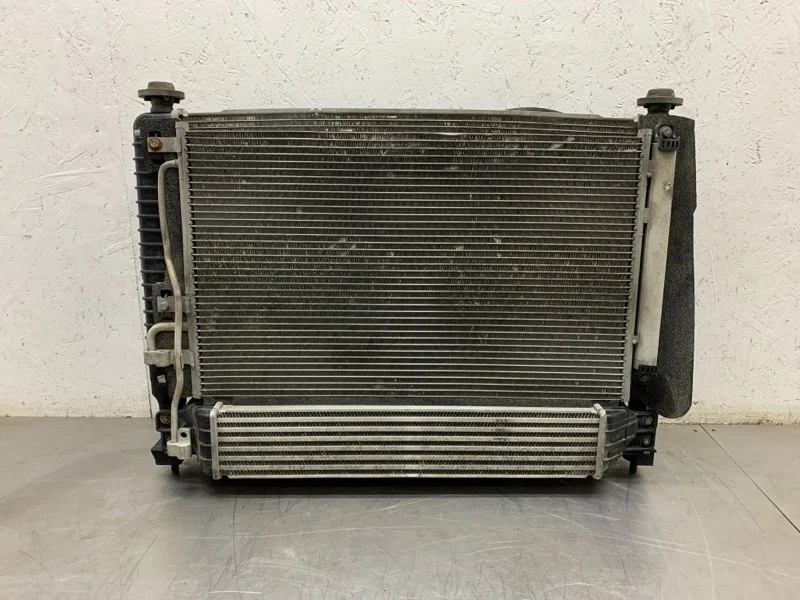 Кассета радиаторов в сборе Chevrolet Captiva 2007 20777045 ВНЕДОРОЖНИК Z20S