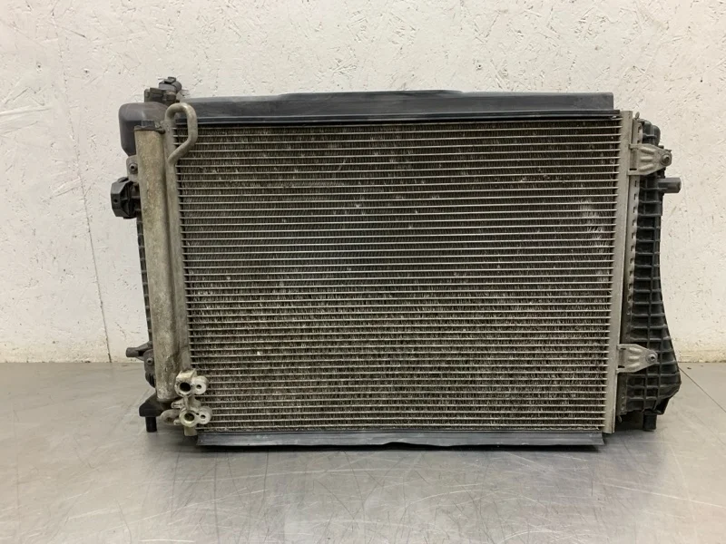 Кассета радиаторов в сборе Volkswagen Passat 2007 1K0121251AK УНИВЕРСАЛ BLS