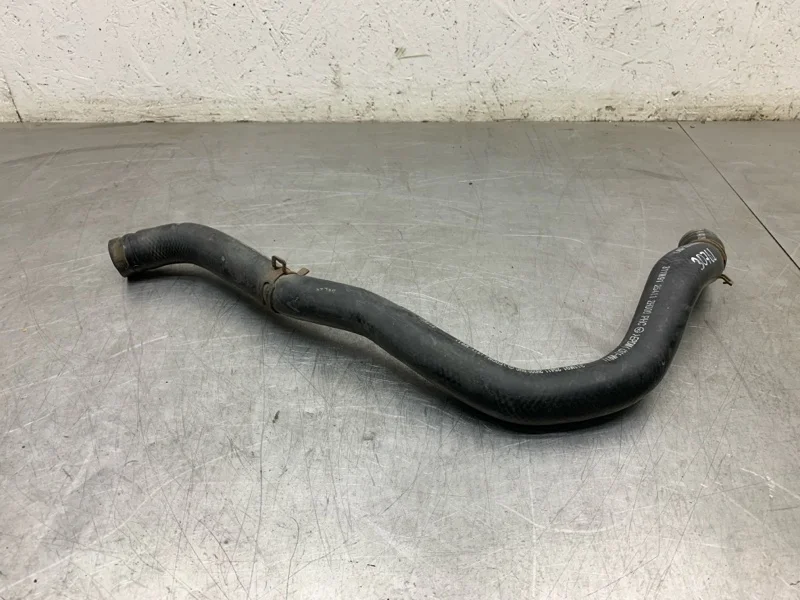 Патрубок системы охлаждения HYUNDAI i30 2010 254142H000 УНИВЕРСАЛ G4FA