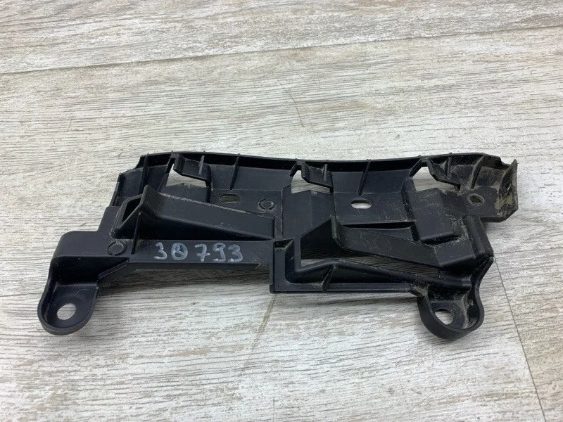 Крепление бампера VOLKSWAGEN CADDY 2010 2K0807394 ФУРГОН BLS