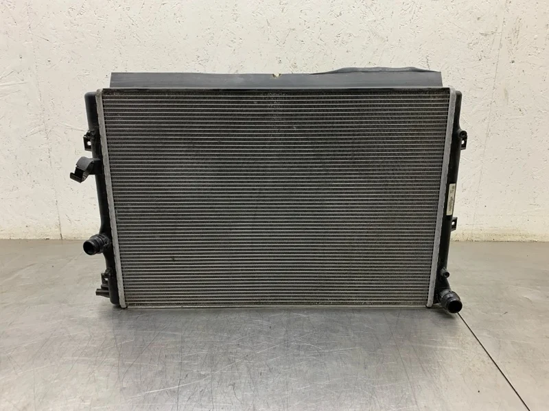 Радиатор охлаждения VOLKSWAGEN TIGUAN 2008 5N0121253F ВНЕДОРОЖНИК CBAB